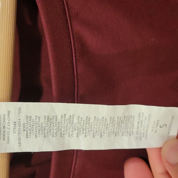 Fabletics like new cinch top - Picture 3 of 6